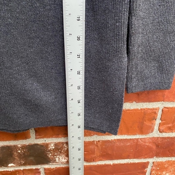 Gap Womens Medium Gray Ribbed Knit Pullover Tunic Sweater Minimalist Capsule - Picture 7 of 9